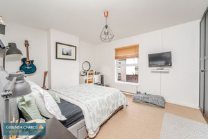 Bedroom- click for photo gallery